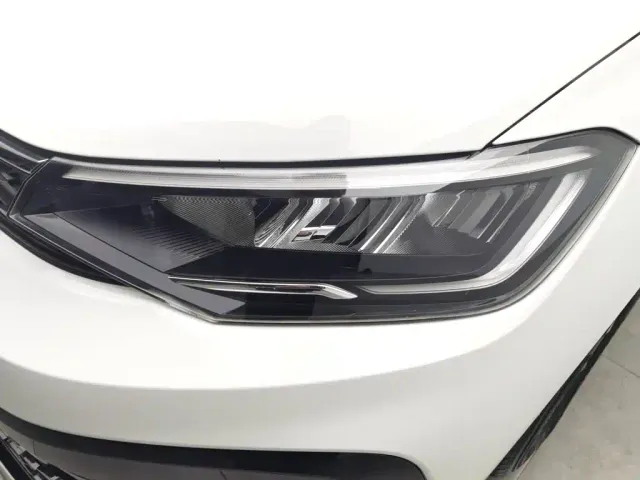Volkswagen Lavida — Фото автомобиля 7