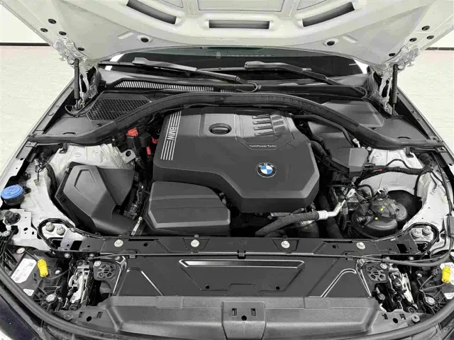 BMW 3 Series — Фото автомобиля 16