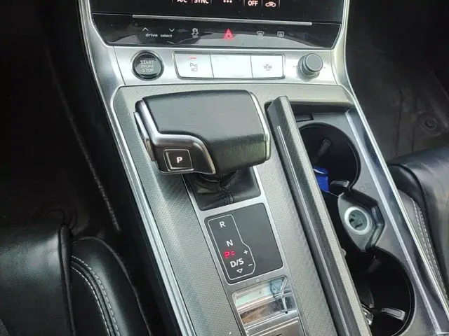 Audi A6L — Фото автомобиля 13