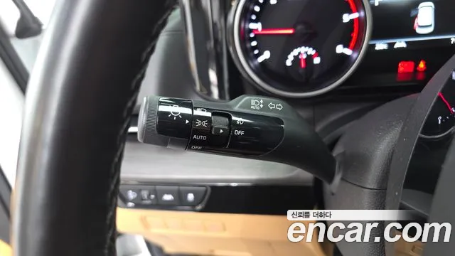 Kia Carnival 4th Gen — Фото автомобиля 25