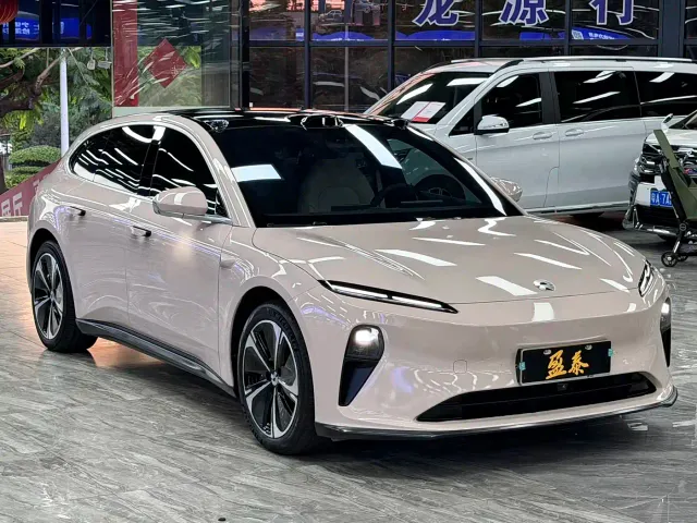 Nio ET5 Touring — Фото автомобиля 3
