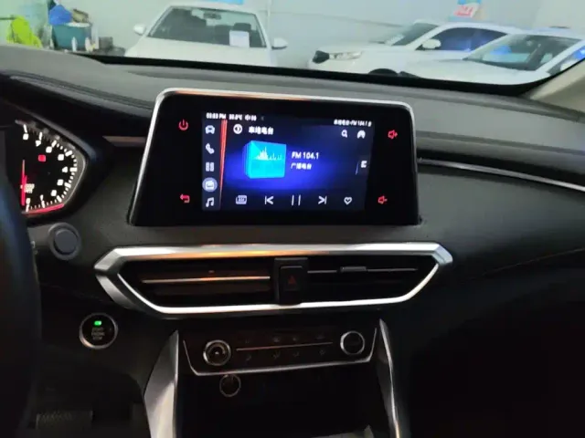 Maxus G50 — Фото автомобиля 12
