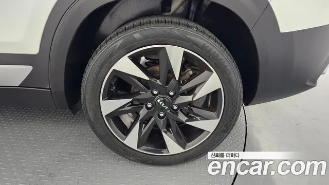 Kia Seltos — Фото автомобиля 21