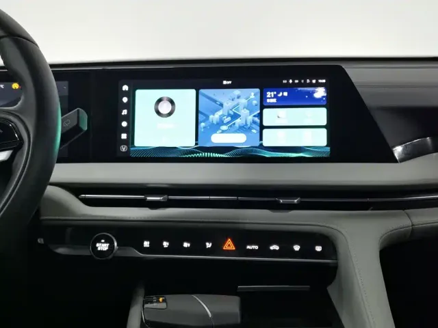 Changan CS75 Plus — Фото автомобиля 12