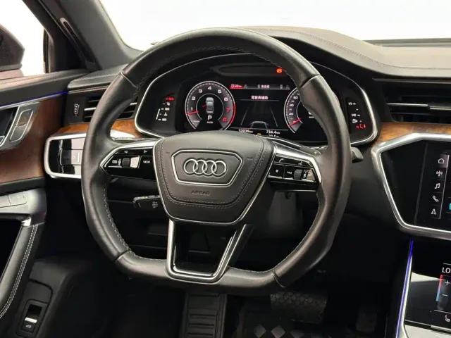 Audi A6L — Фото автомобиля 12