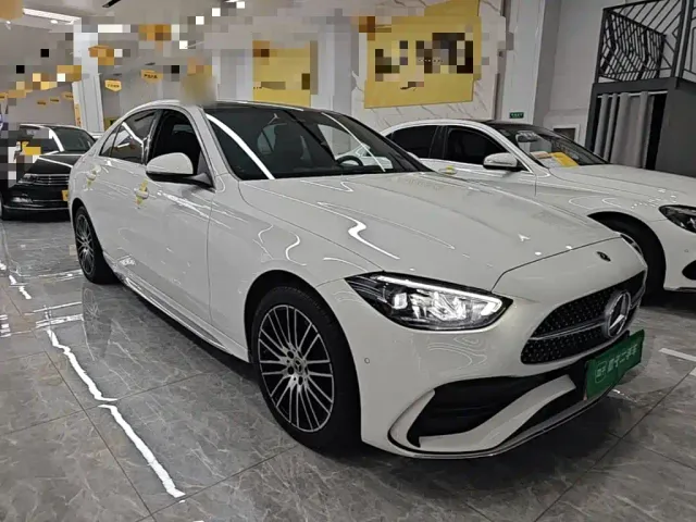 Mercedes-Benz C-Class — Фото автомобиля 3