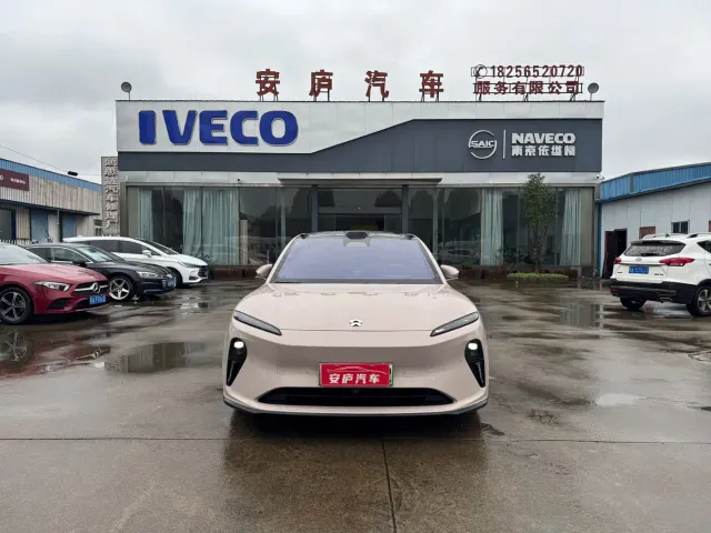 Фотография автомобиля — Nio ET5