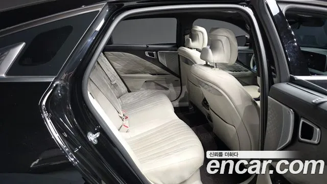 Kia K8 Signature — Фото автомобиля 12