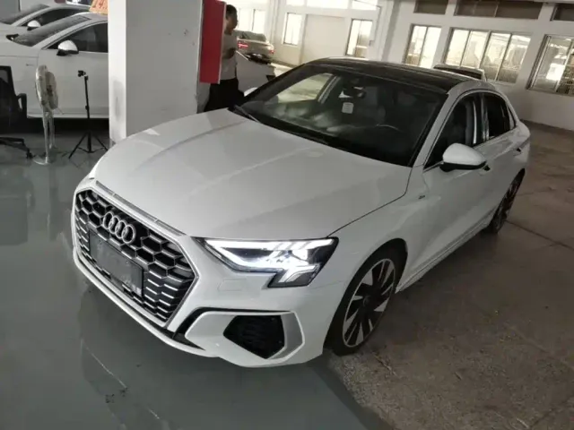 Фотография автомобиля — Audi A3