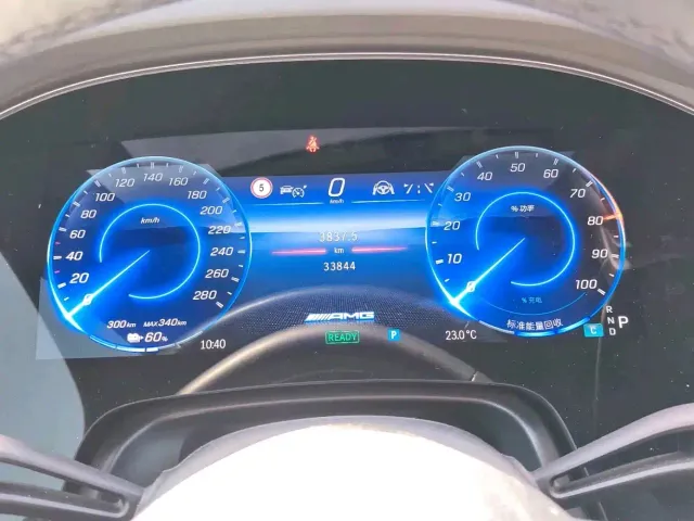 Mercedes-Benz EQE AMG — Фото автомобиля 4
