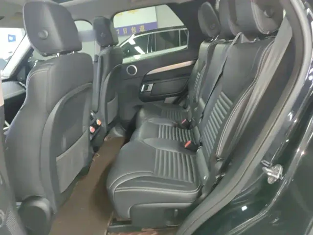 Land Rover Discovery — Фото автомобиля 16