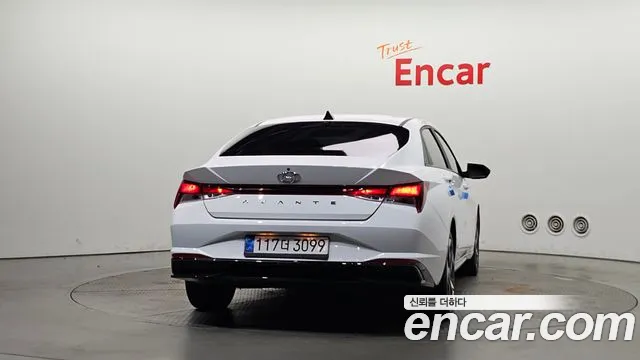 Hyundai AVANTE Modern — Фото автомобиля 4