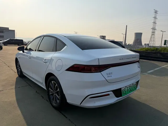 BYD Qin PLUS — Фото автомобиля 7