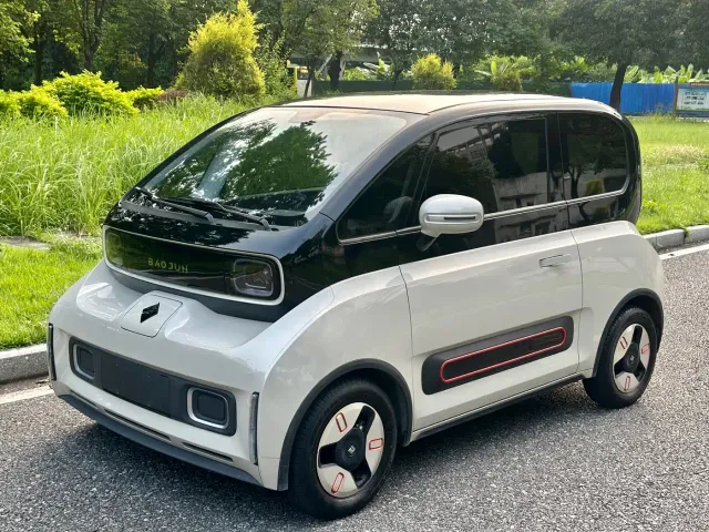 Фотография автомобиля — Baojun KiWi EV