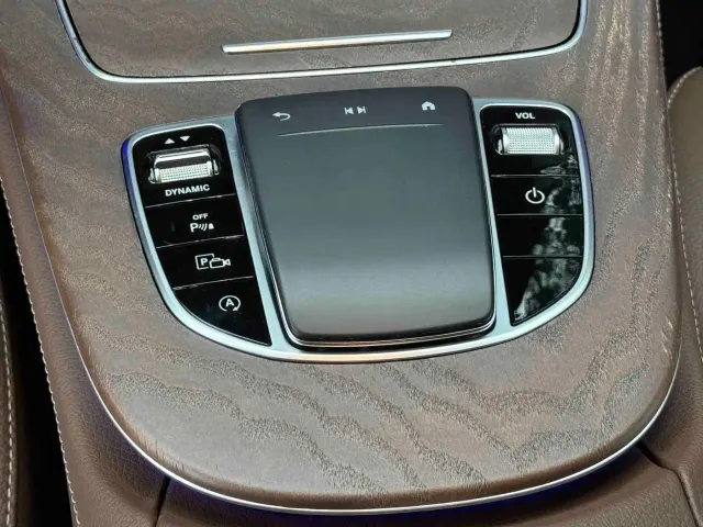 Mercedes-Benz Mercedes-Benz E-Class 2021 E 300 L Fashion — Фото автомобиля 13