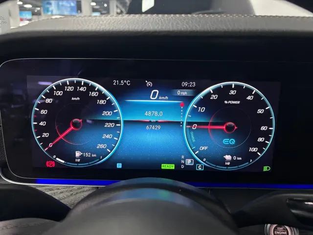 Mercedes-Benz E-Class — Фото автомобиля 13