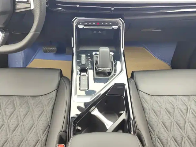 Wuling Asta — Фото автомобиля 16