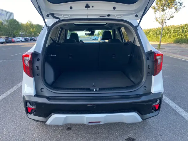Kia Seltos — Фото автомобиля 17