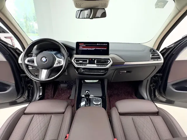 BMW X3 — Фото автомобиля 16