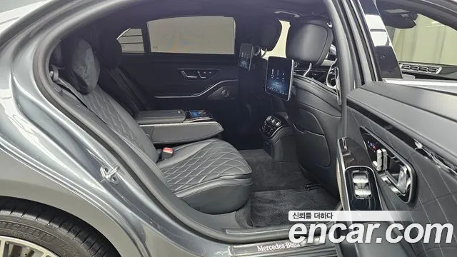 Mercedes-Benz S-Class — Фото автомобиля 10