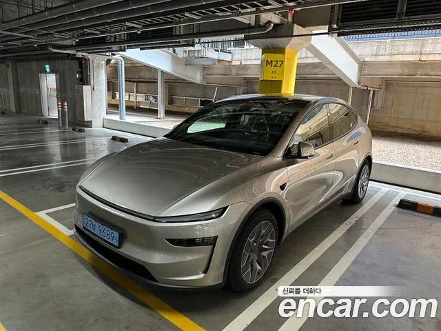 Фотография автомобиля — Tesla Model Y