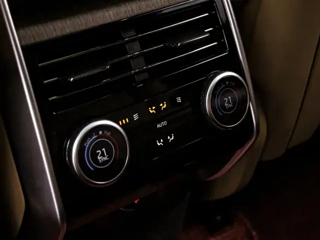 Land Rover Range Rover — Фото автомобиля 18