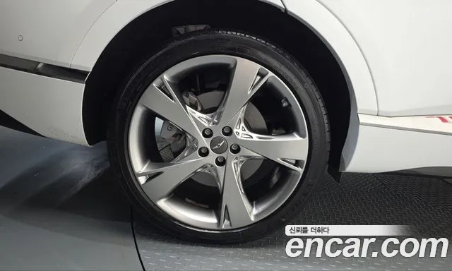 Genesis GV80 — Фото автомобиля 5