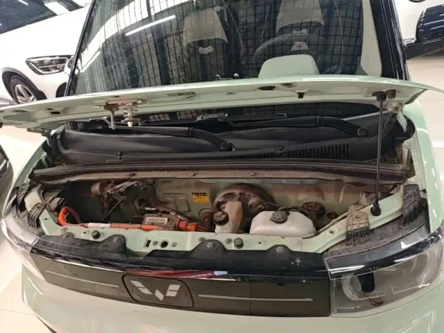 Wuling Hongguang Mini EV — Фото автомобиля 15