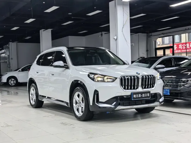 BMW X1 — Фото автомобиля 3