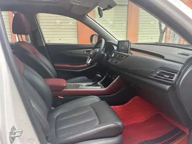 Changan CS75 — Фото автомобиля 18