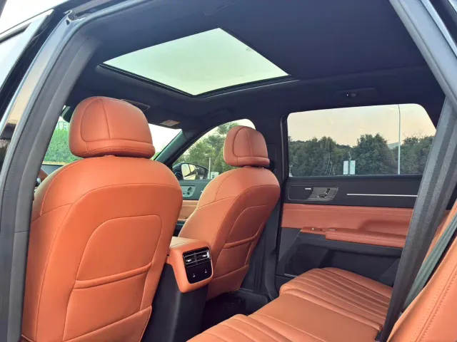 Jetour X70L — Фото автомобиля 10