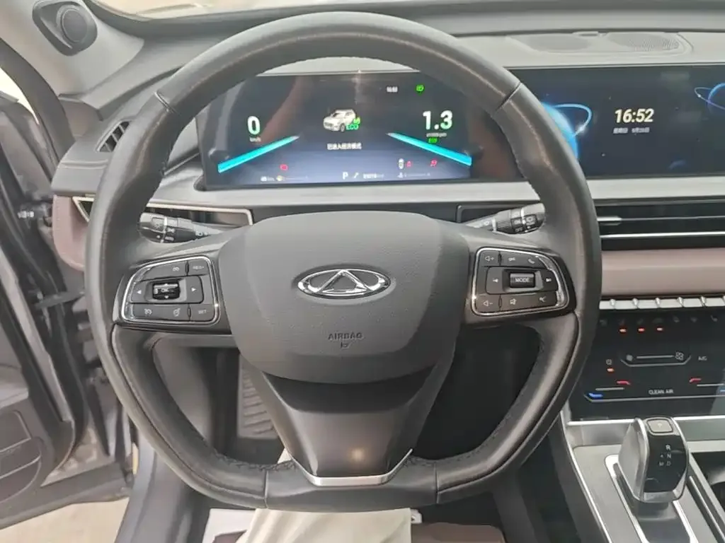 Chery Tiggo 7 2024 1.5T CVT Premium Edition — Фото автомобиля 10