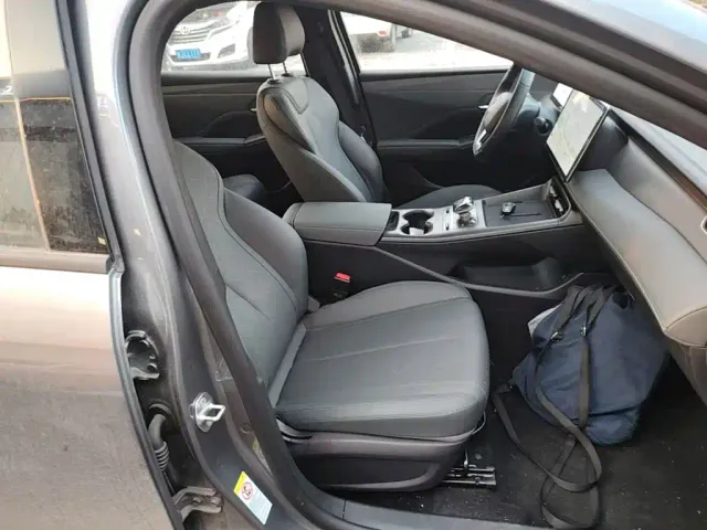BYD Qin PLUS — Фото автомобиля 24