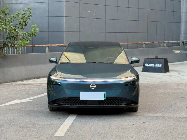 Nissan N7 — Фото автомобиля 2
