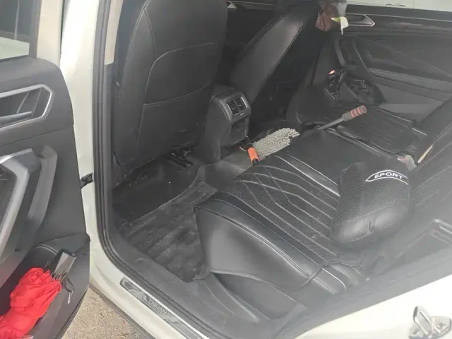 Volkswagen Tiguan L — Фото автомобиля 11
