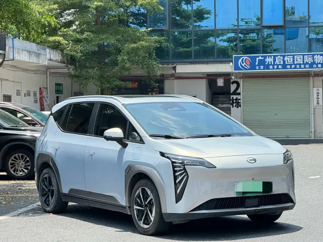 GAC Aion Y — Фото автомобиля 3