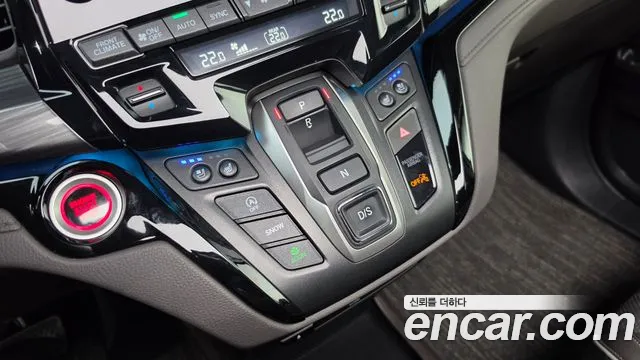 Honda Odyssey — Фото автомобиля 9