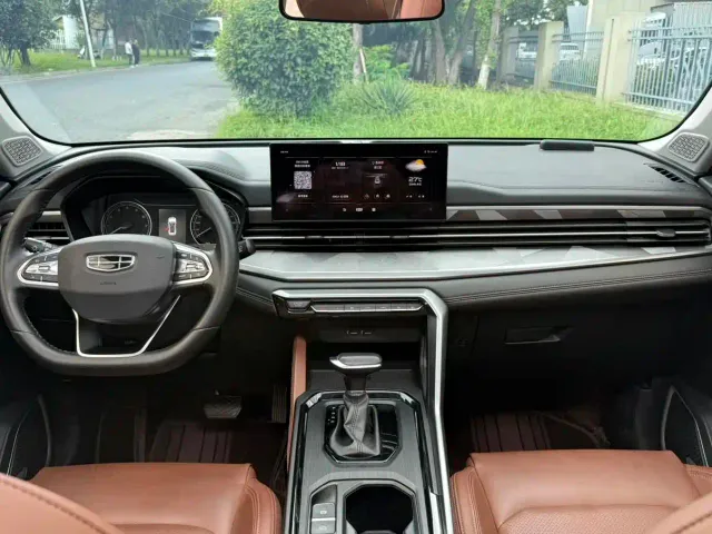 Geely Vision X6 — Фото автомобиля 10