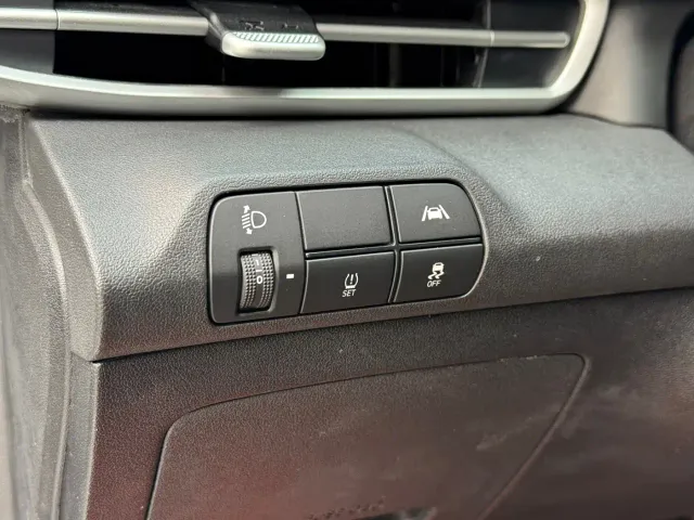 Hyundai Elantra — Фото автомобиля 17