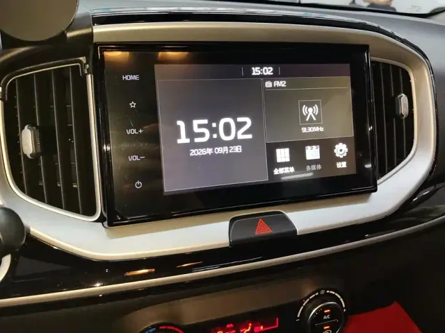 Kia KX1 2021 1.4L CVT Sunroof Version — Фото автомобиля 13