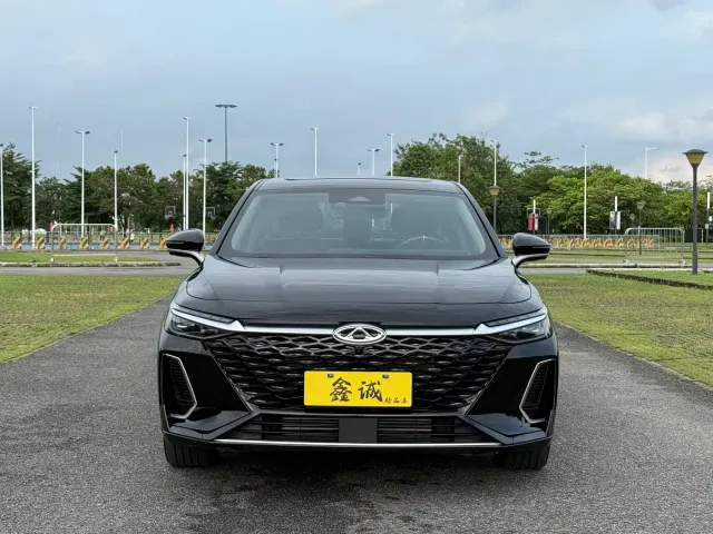 Chery Arrizo 8 — Фото автомобиля 3