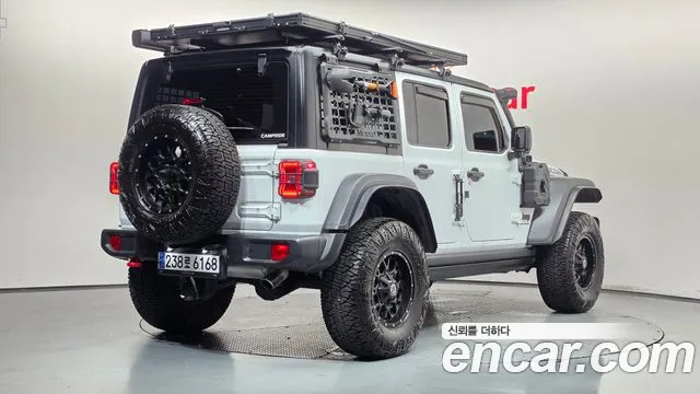 Jeep Wrangler JL — Фото автомобиля 2