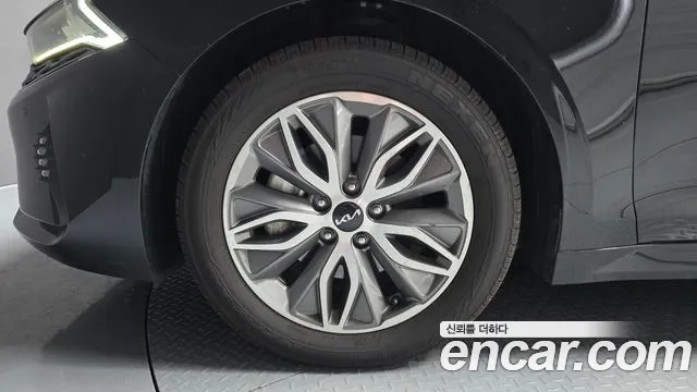 Kia K5 Prestige — Фото автомобиля 5