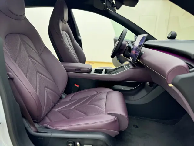 Nio ET5 Touring — Фото автомобиля 11
