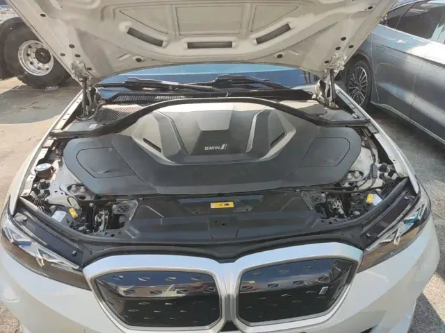 BMW i3 — Фото автомобиля 19