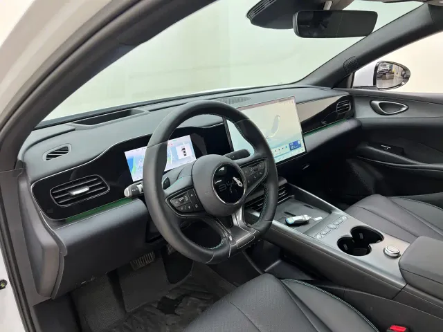 BYD Seal 06 — Фото автомобиля 13