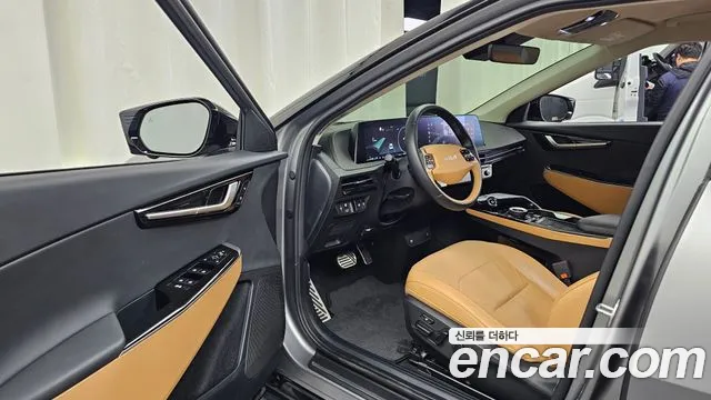 Kia EV6 — Фото автомобиля 15