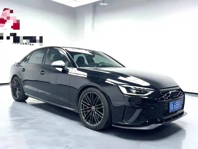 Audi S4 — Фото автомобиля 3