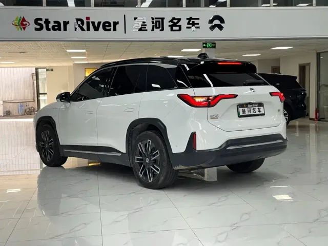 Nio ES6 — Фото автомобиля 5