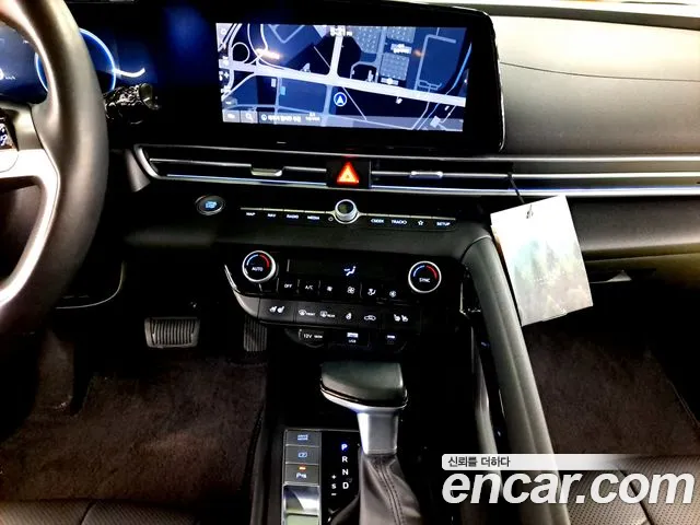 Hyundai Avante CN7 — Фото автомобиля 13